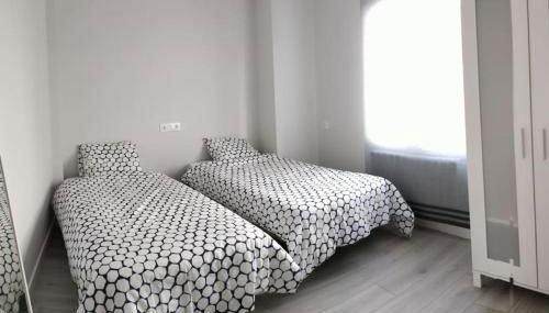 Casco Viejo 5 min, 3 HABITACIONES ,MODERNO,Garaje - Foto 3