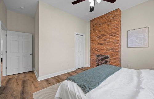 Games,BBQ, Netflix plus FREE Parking Near Bakery Square - Foto 13