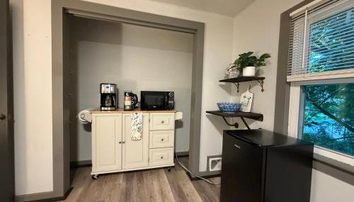 Cozy Keene Retreat - Walk To Downtown! - Foto 3