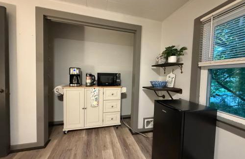 Cozy Keene Retreat - Walk To Downtown! - Foto 3