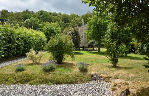 Holiday Home in Forest with Terrace & BBQ - Foto 54