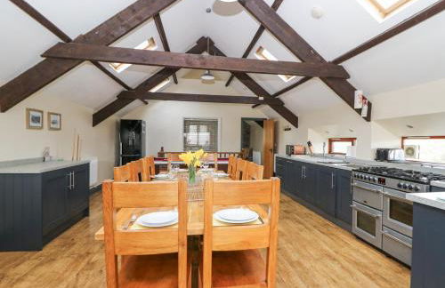 Llwyngwinau Isaf Barn - Foto 7