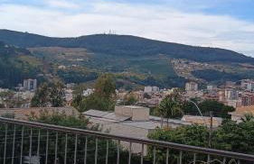 Casa com piscina para até 6 pessoas com duas camas de casal e sofá-cama casal - Foto 15