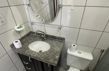 Apês Completos na Litorânea l Cozinha e Conforto l Ferreira Hospedagens - Foto 23