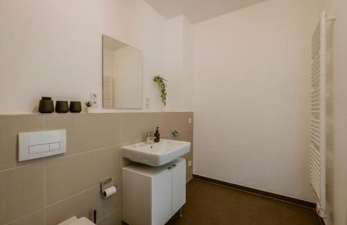 EXQUIS Luxus 2BR Apartment ETRO I Balcony I Family-friendly I Mercedes I Home Office - Foto 14