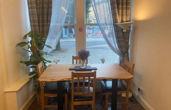 City Lights Apartments - Foto 20