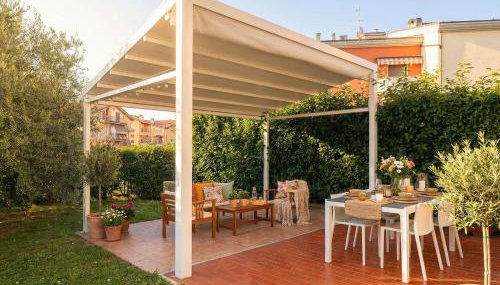 Cleos Home con Giardino Privato e Free Parking - Foto 1, Garden, Garden view