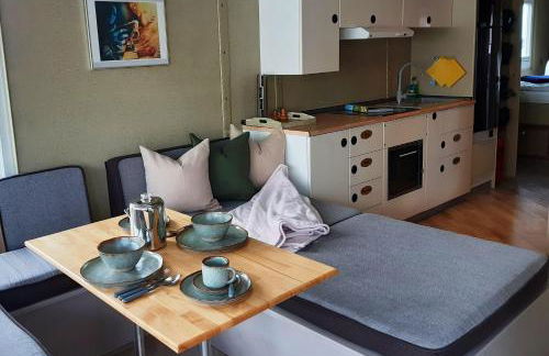 Traumhaus-auf-dem-Wasser-Modernisiertes-Hausboot-13-x-4-m - Foto 2