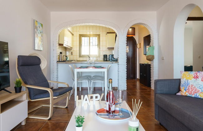 Sunny Tranquility With Pool - Foto 7