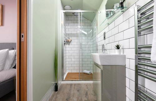 The Nest at Winnall Luxury 19th Century Cottage - Foto 6