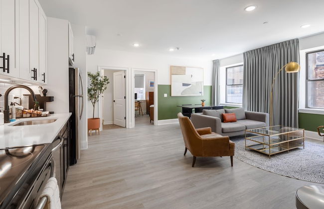 Sosuite Corner 1BR Apt w W D Desk - Photo 9