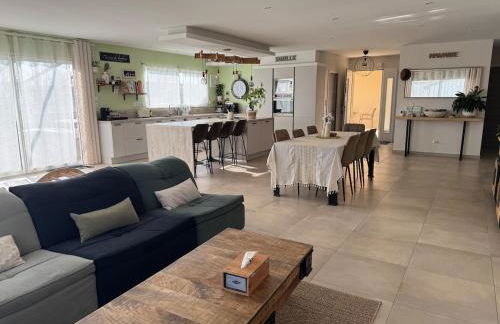 Maison piscine vue Cité Carcassonne - Foto 9