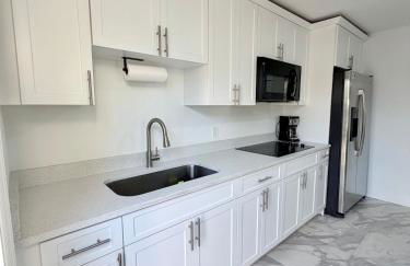 2 bed peaceful, lakeview studio NO FEES - Foto 26