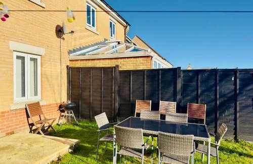 Entire 3-Bed Home, 5 mins to City Centre, Sleeps 6, 2 Free Parking - Foto 38