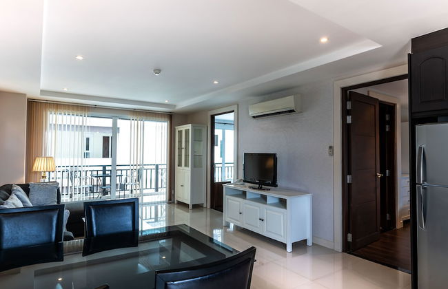 Jomtien Beach Penthouses - Photo 41