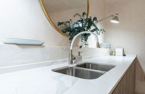 Sofisticado apartamento en frente a la playa - Photo 36