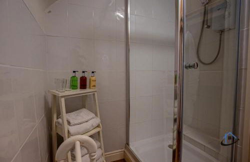 The Old Plough, mix of 1 bed and 3 bed units, rustic charm, super king bed or twins, en-suite, secure parking - Foto 40