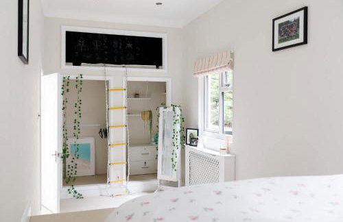 Stunning 5BR Home With Pool - 5 min to Beach - Foto 84