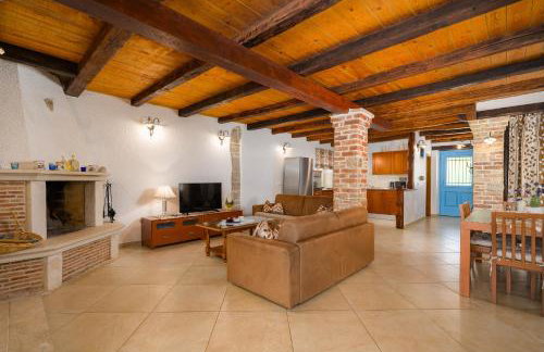 My Villa Ida with pool in Višnjan, Istria - Photo 36