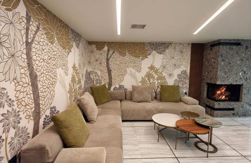 Sandy's Superior Suite - Photo 9