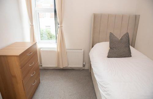 Modern apartment, 1km from city! - Photo 8