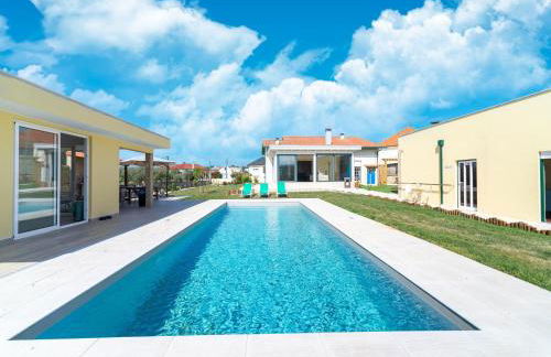 Rural holiday home in Netos-Almagreira with shared pool - Foto 12