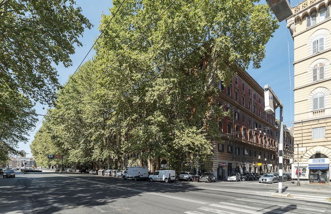 Porta Pia & Villa Torlonia Apartment with Balcony - Foto 1