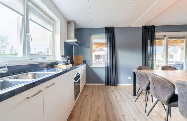 Holiday Home in Scherpenisse With Sauna - Photo 18