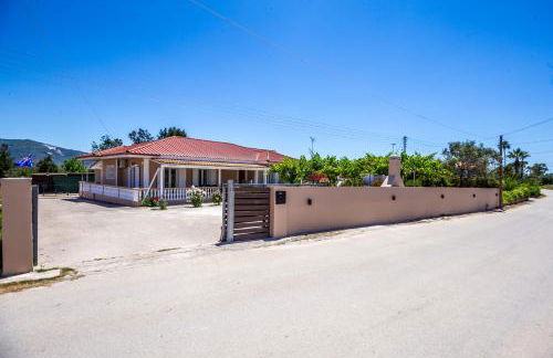 Villa Kotetsi - Foto 32