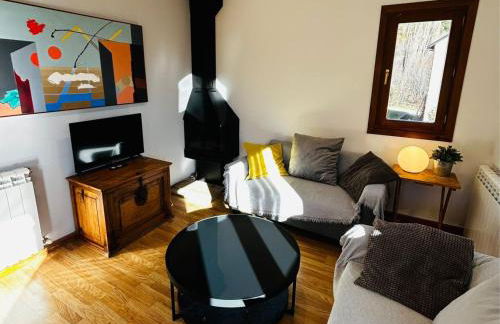 Casa Mya. A Modern Duplex in the Spanish Pyrenees - Photo 2