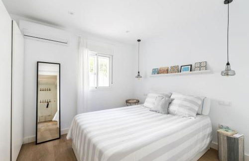 Apartamento moderno en Triana 2 dormitorios y aire acondicionado - Foto 5