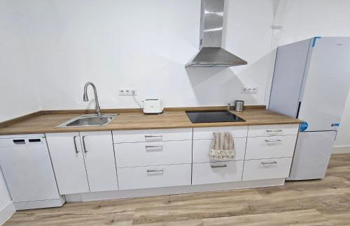 Apartamentos en el centro - Plaza de Amboage - WIFI - Foto 31