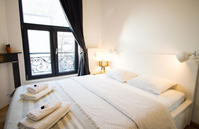 Charming Triplex Near Avenue Louise - Photo 32