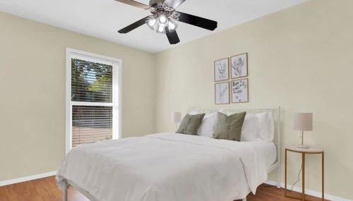 Zilker Home 3 Bedroom 2 Bath with Backyard - Foto 3