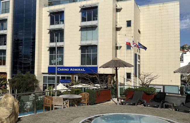 Britain in the Sun at Luxurious Ocean Village - Foto 31