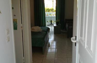 Smile's Studios - Photo 17