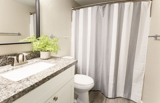 Updated Condo in A+ Old Town Scottsdale Location! - Foto 17