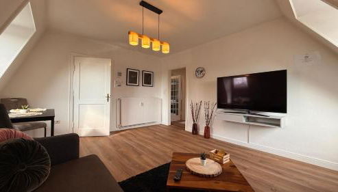 Hugos Nest Ferienwohnung Neumünster WLAN & Arbeitsplatz - Foto 5