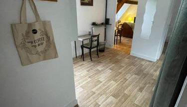 Le Tertre - Quartier cathédrale - Parking privé inclus - Foto 5