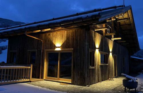 Lodge alpin chaleureux, 4 chambres, 10 pers, parking, terrasse, Arêches-Beaufort - FR-1-342-330 - Foto 9