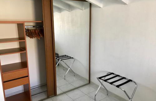 GuestHouse La Costière - logements indépendants - espace piscine jacuzzi - Foto 59