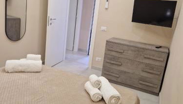 Urban House - Photo 2