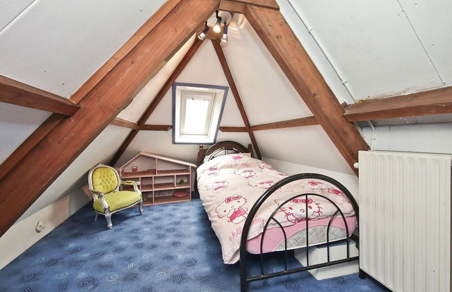 Characteristic Country House With Wellness - Foto 4