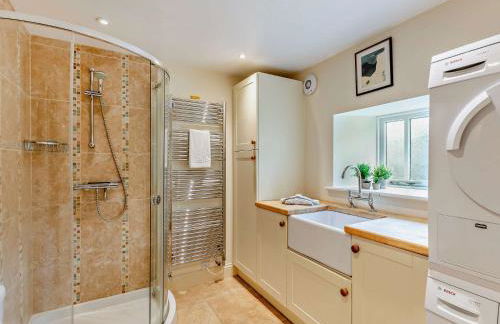 4 Bed in Low Row G0083 - Foto 11