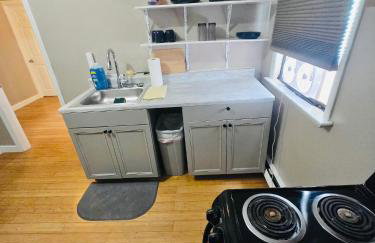 Suites on East Side near Whole Foods, Brown University, Miriam Hospital, MBTA, Downtown, - Foto 52