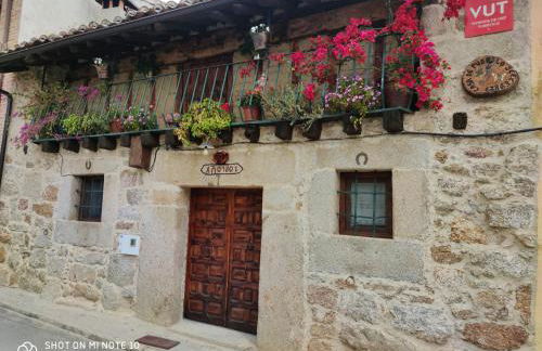 Tu Casa de Pueblo - Photo 1