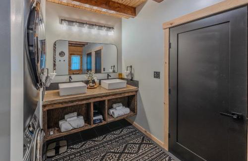 Foxhole Cabin, New custom log cabin in Shenandoah Valley - Photo 22