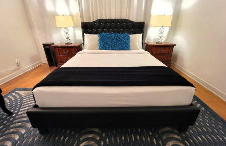 Spacious 5BR Private Home 5 minutes to Rodeo Drive with Hot Tub Spacious Backyard Parking - Foto 18