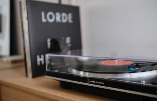 Historic Cottage + Modern Luxury • Walk to Capitol - Foto 5