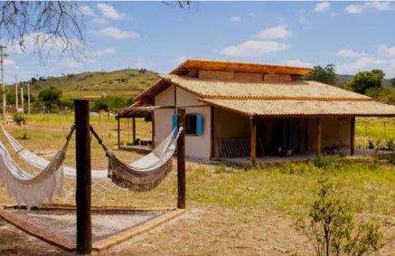 Casa de Campo Paraibuna com Lareira e Fogo de chão - Foto 1